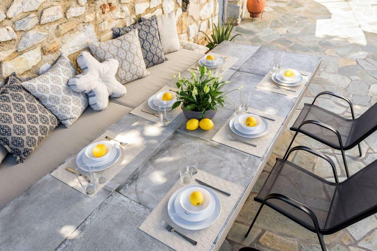 Louros House * Marmara
